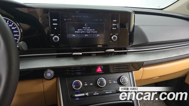 Kia Canival 2023 — photo 14