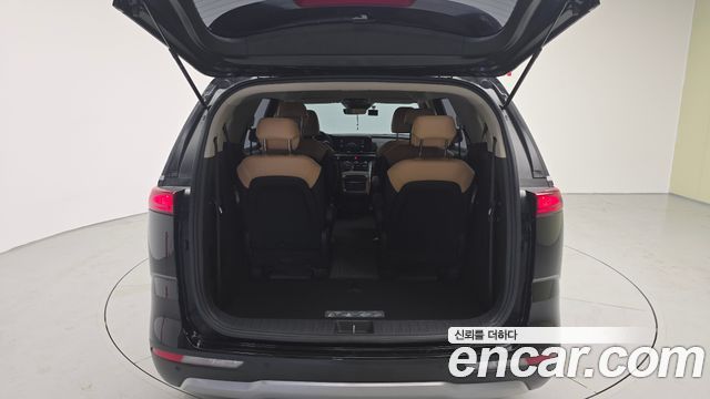 Kia Canival 2023 — photo 20