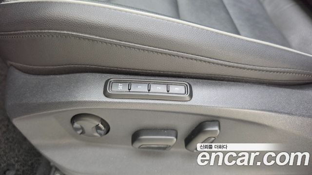 Volkswagen Tiguan 2020 — photo 8
