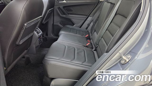 Volkswagen Tiguan 2020 — photo 14