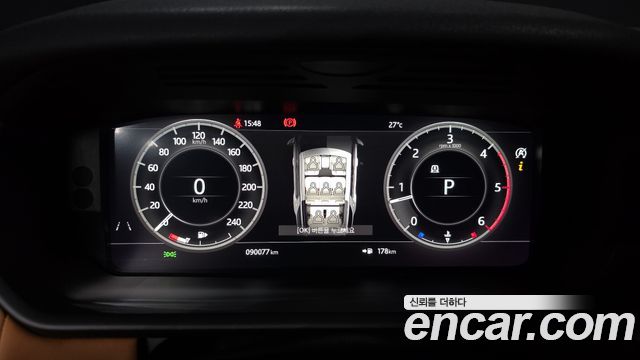Land Rover Discovery 2018 — photo 11