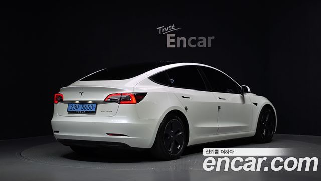 Tesla Model 3 2021 — photo 2