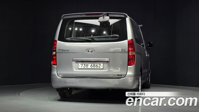 Hyundai Starex 2011 — photo 4