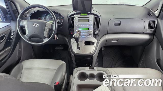 Hyundai Starex 2011 — photo 7