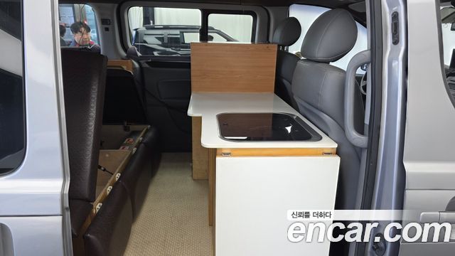 Hyundai Starex 2011 — photo 12