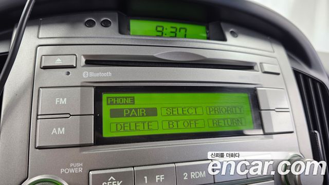 Hyundai Starex 2011 — photo 15