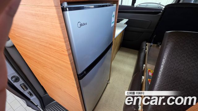 Hyundai Starex 2011 — photo 17