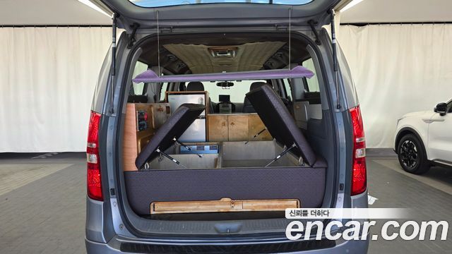 Hyundai Starex 2011 — photo 20