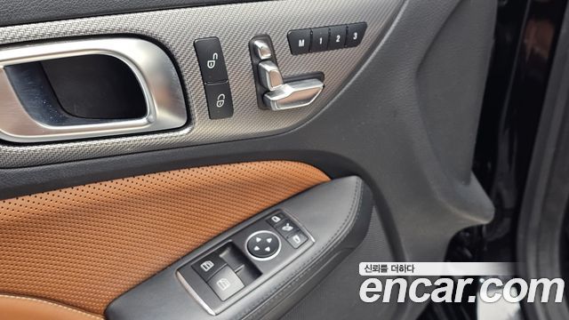 Mercedes-Benz SLC-Class 2019 — photo 27