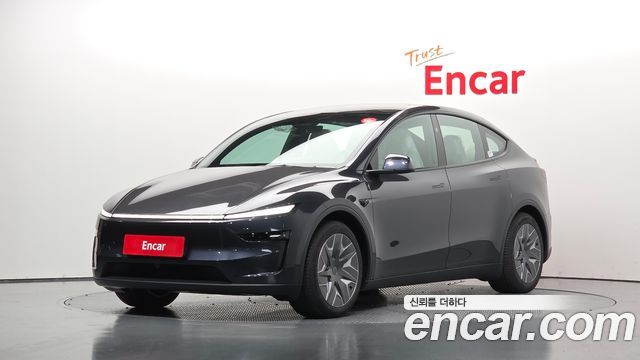 Tesla Model Y 2026 — photo 1