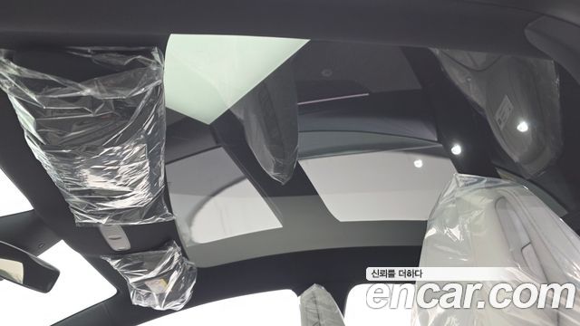 Tesla Model Y 2026 — photo 18