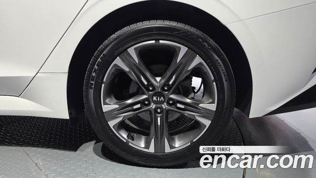 Kia K5 2020 — photo 7