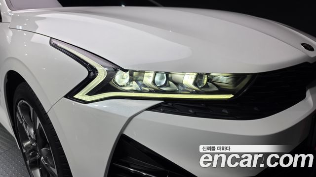 Kia K5 2020 — photo 8
