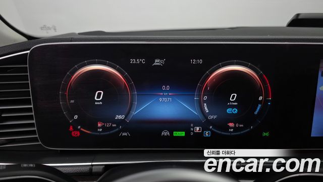 Mercedes-Benz GLE-Class 2021 — photo 11