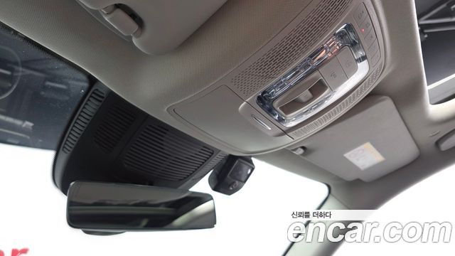 Mercedes-Benz GLE-Class 2021 — photo 29