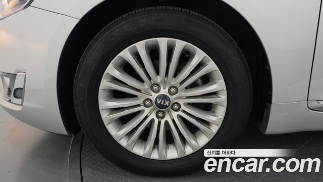 Kia K7 2014 — photo 5