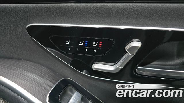 Mercedes-Benz S-Class 2022 — photo 22