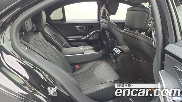 Mercedes-Benz S-Class 2022 — photo 28