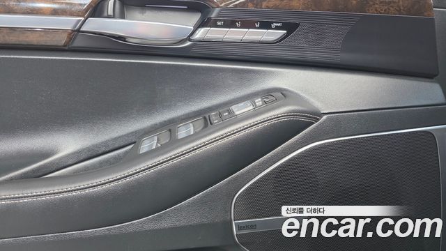 Genesis G90 2020 — photo 11