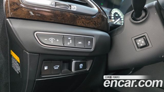 Genesis G90 2020 — photo 12
