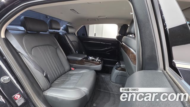 Genesis G90 2020 — photo 18