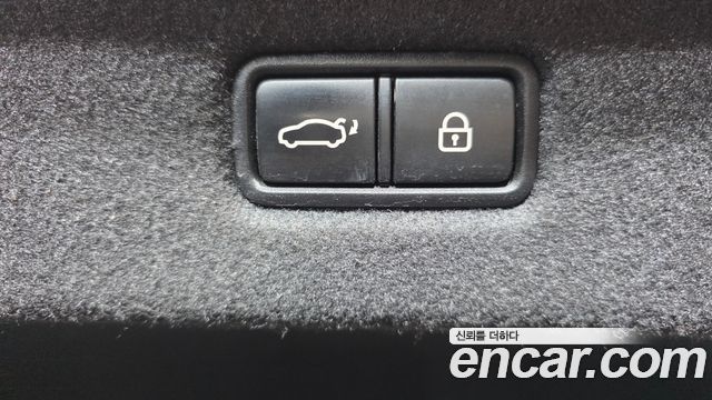 Genesis G90 2020 — photo 20