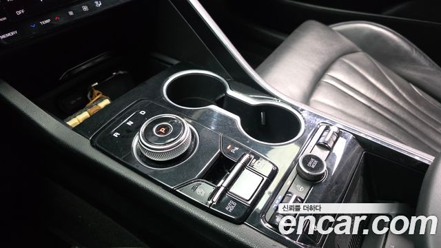 Kia K5 2020 — photo 12
