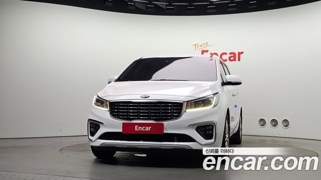Kia Canival 2020 — photo 3
