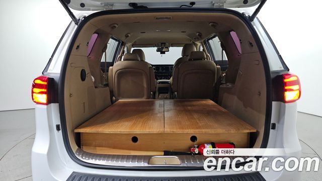 Kia Canival 2020 — photo 33