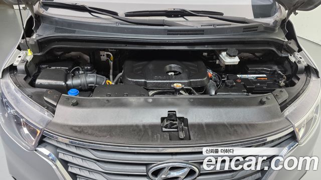 Hyundai Starex 2019 — photo 6