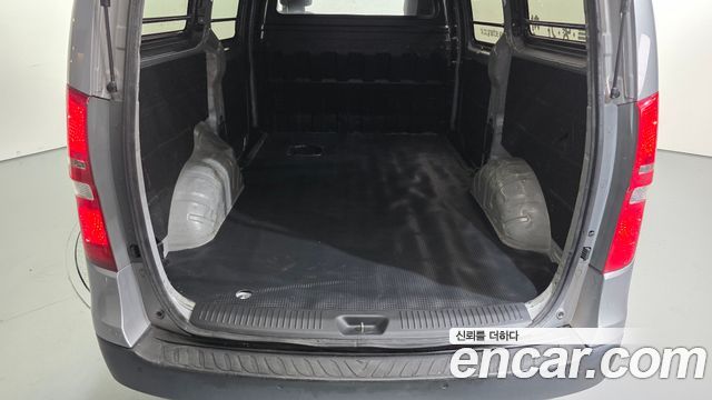 Hyundai Starex 2019 — photo 20
