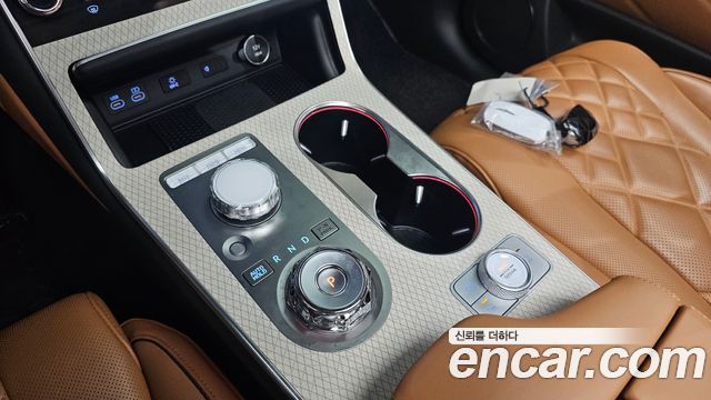 Genesis GV80 2024 — photo 12