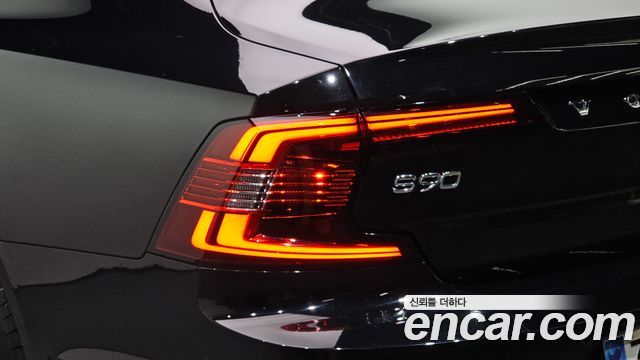 Volvo S90 2024 — photo 9