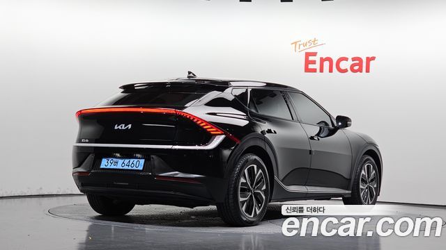 Kia EV6 2022 — photo 2