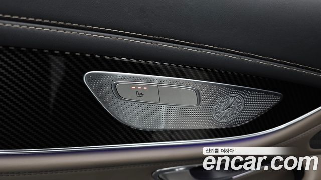 Mercedes-Benz AMG GT 2020 — photo 24