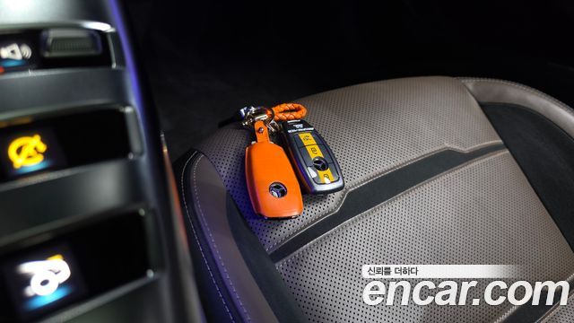 Mercedes-Benz AMG GT 2020 — photo 27