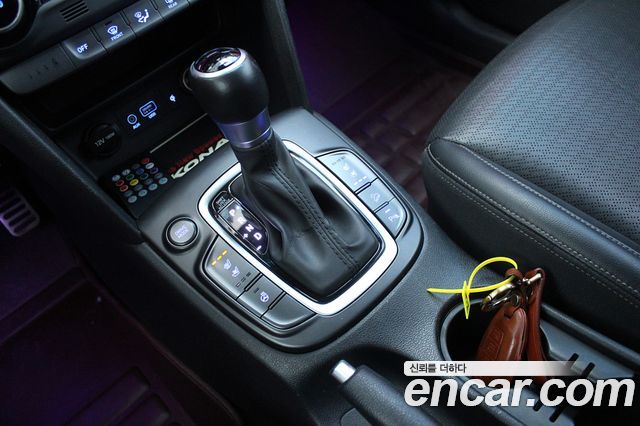 Hyundai Kona 2018 — photo 10