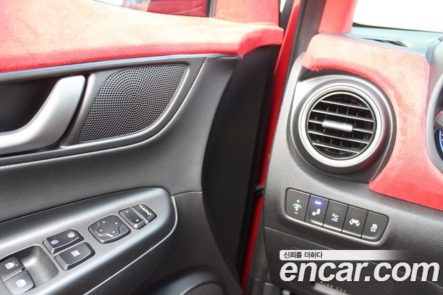 Hyundai Kona 2018 — photo 11