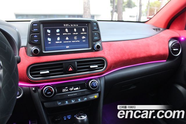 Hyundai Kona 2018 — photo 12