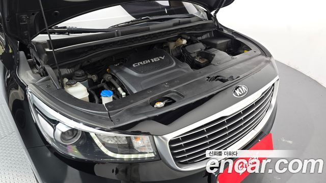 Kia Canival 2017 — photo 6