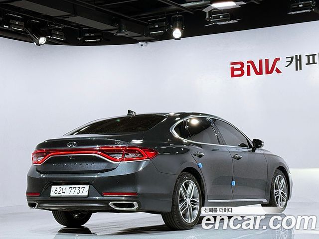 Hyundai Grandeur 2018 — photo 2