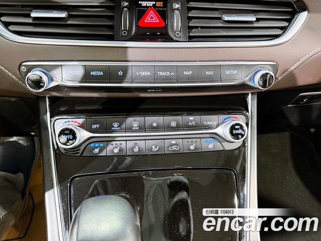 Hyundai Grandeur 2018 — photo 10