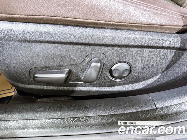 Hyundai Grandeur 2018 — photo 16