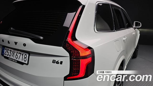 Volvo XC90 2026 — photo 9