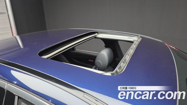 Mercedes-Benz E-Class 2021 — photo 30