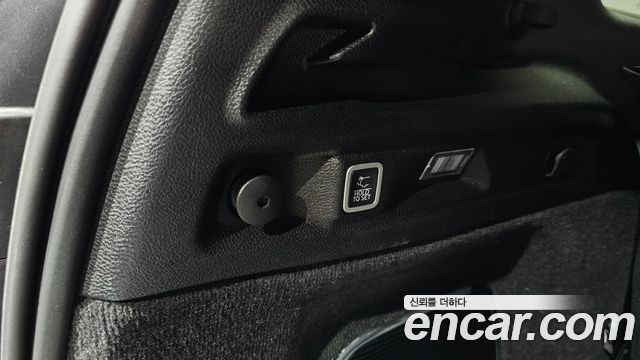 Jeep Cherokee 2021 — photo 27