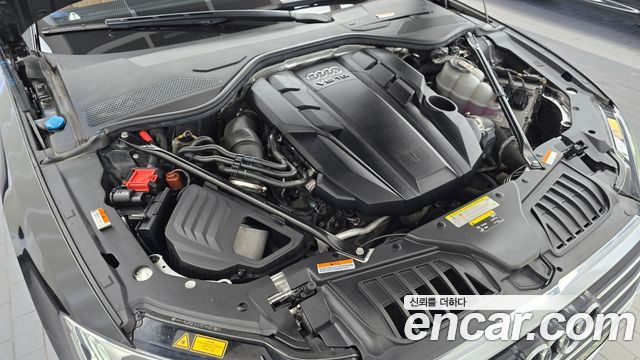 Audi A8 2021 — photo 6
