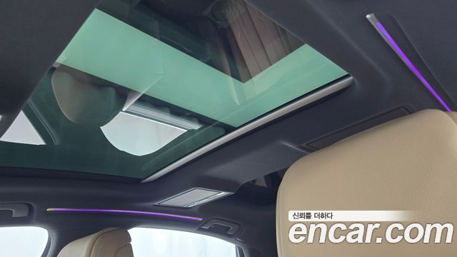 Audi A8 2021 — photo 21