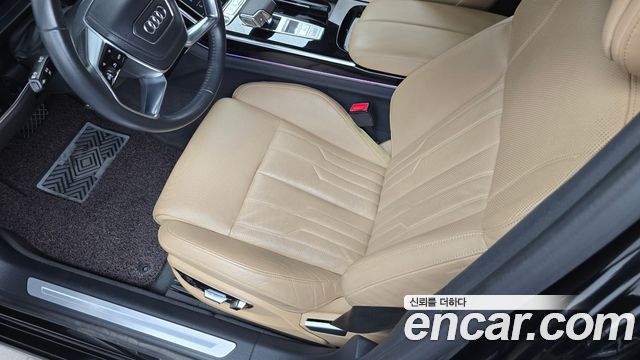 Audi A8 2021 — photo 24