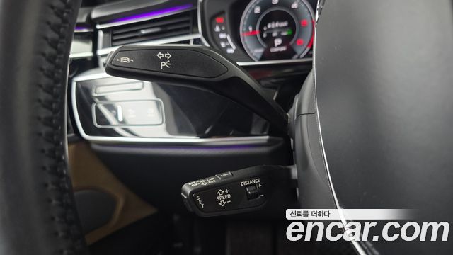 Audi A8 2021 — photo 28